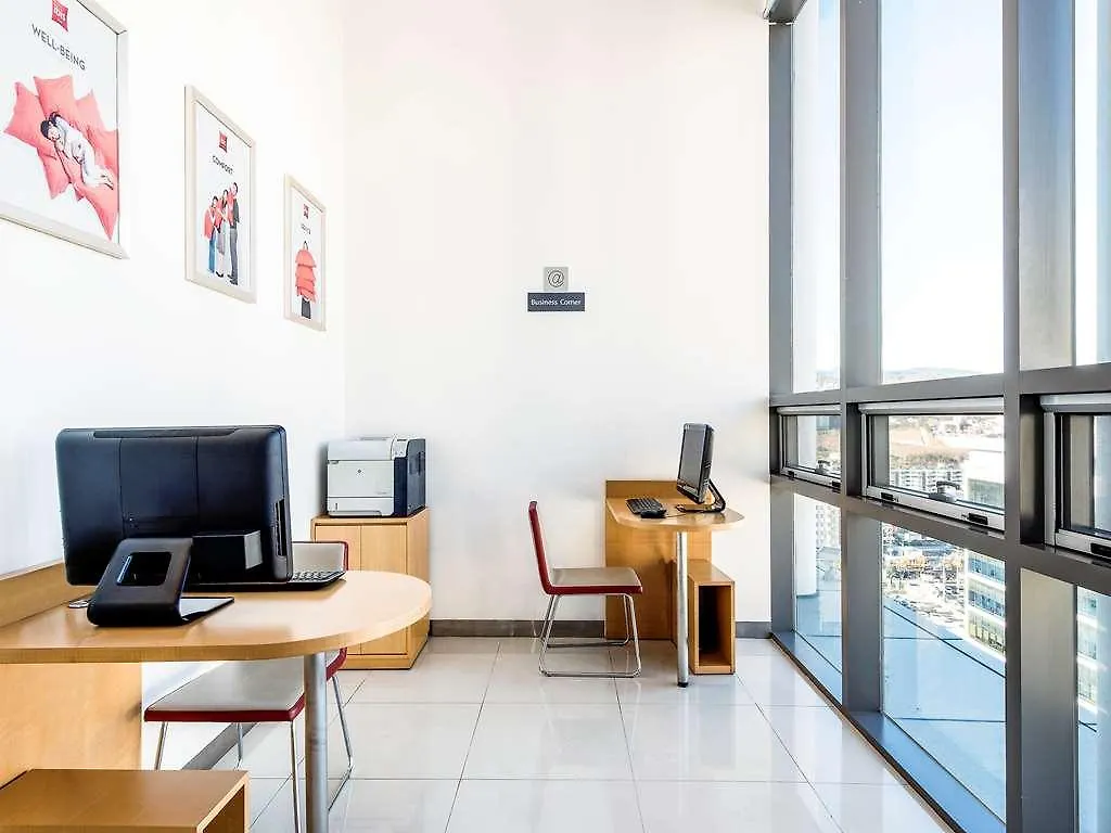 Ibis Ambassador Busan City Centre