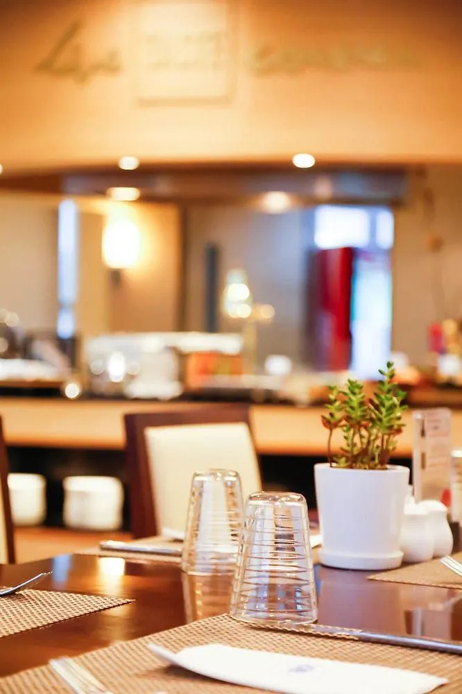 Ibis Ambassador Busan City Centre 3*,