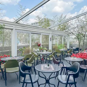 Отель Skypark Myeongdong 1 Сеул